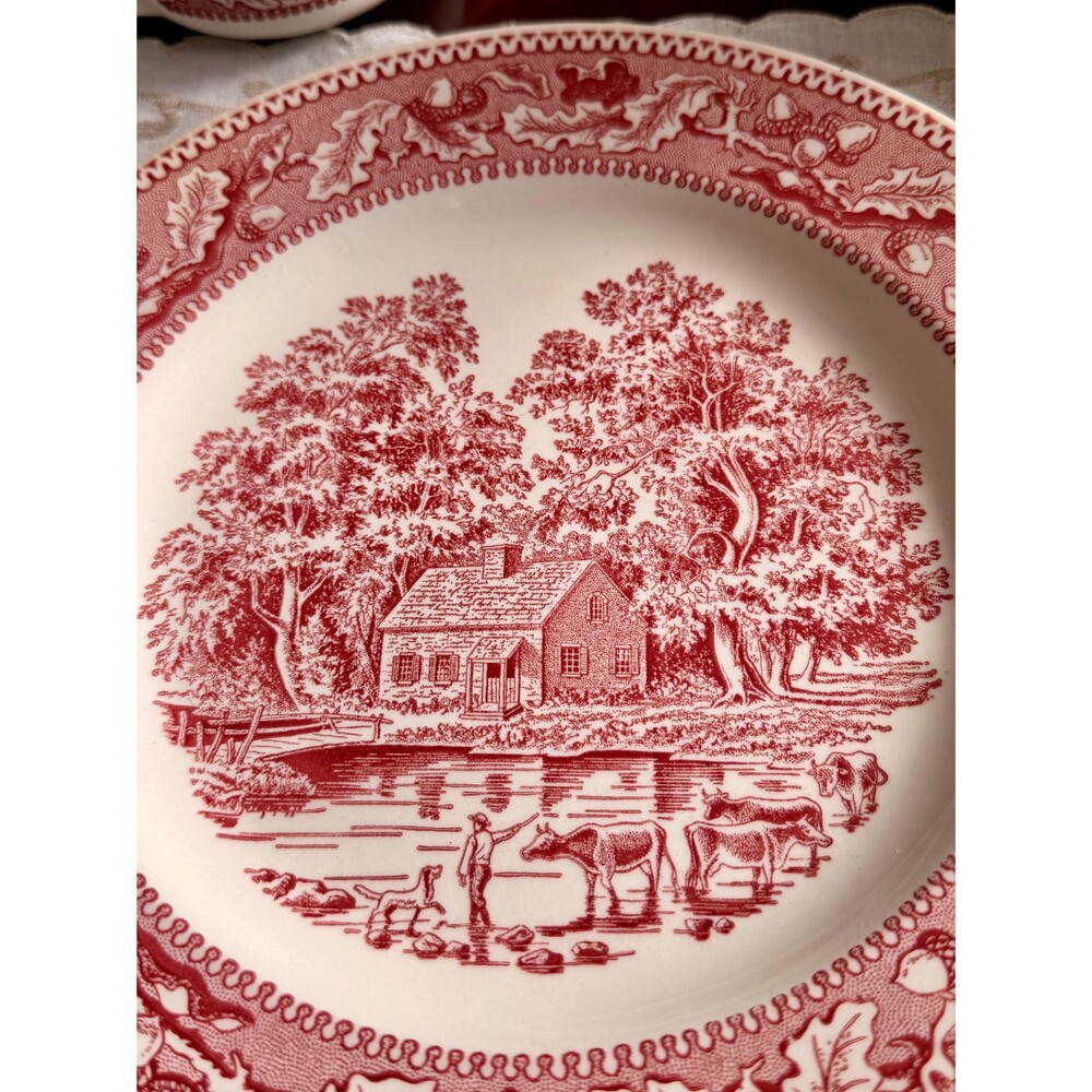 Vintage Memory Lane Royal Ironstone Dinner Plate – Red Transferware - Picture 4 of 7